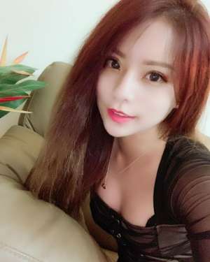 谌多芬Hani豪乳炸出逆天身材让网友全暴动