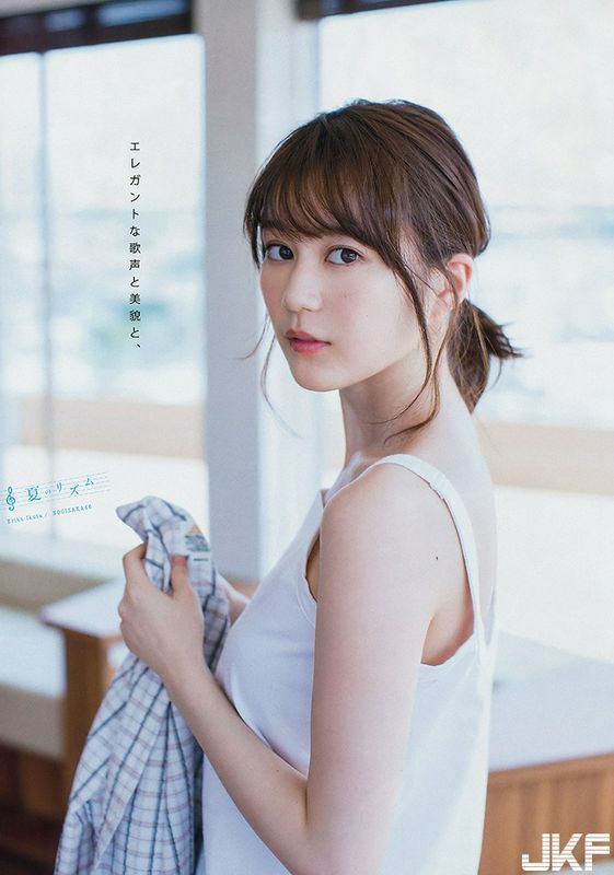 えっちなお姉さんのちょっとえっちなグラビア画像