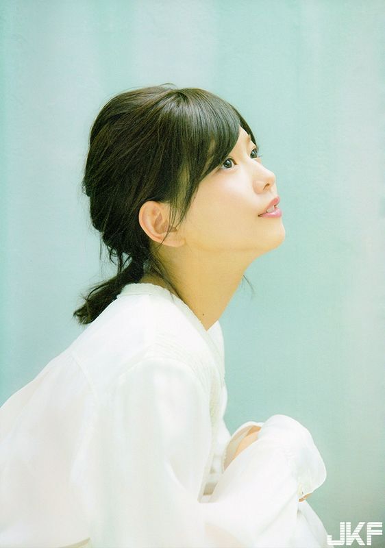 えっちなお姉さんのちょっとえっちなグラビア画像