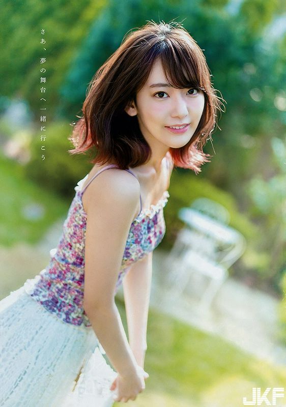 えっちなお姉さんのちょっとえっちなグラビア画像