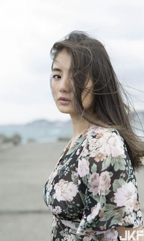 デジタル週プレ写真集片山萌美觉醒