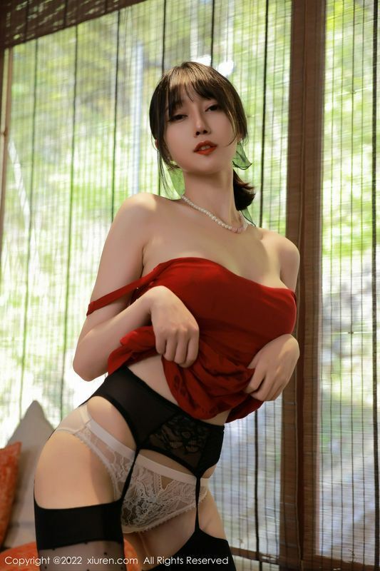 玥儿玥er 完整版无水印写真