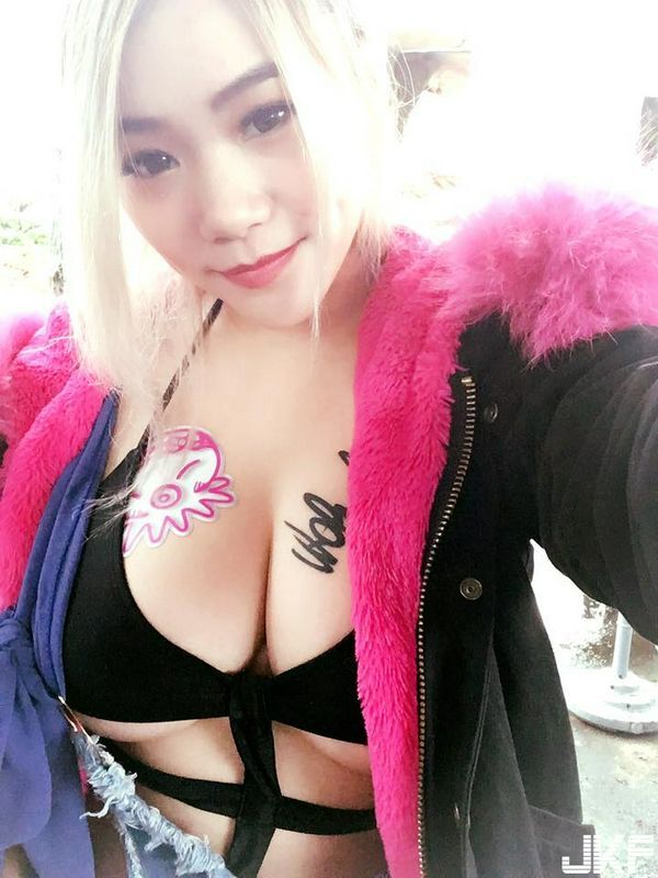 F级巨乳 大崎雷娜