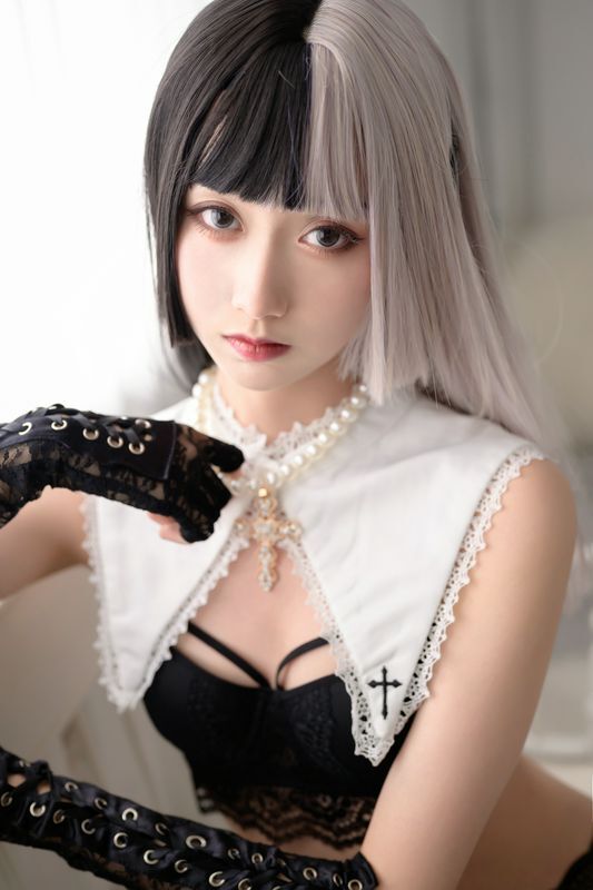 木绵绵黑白修女