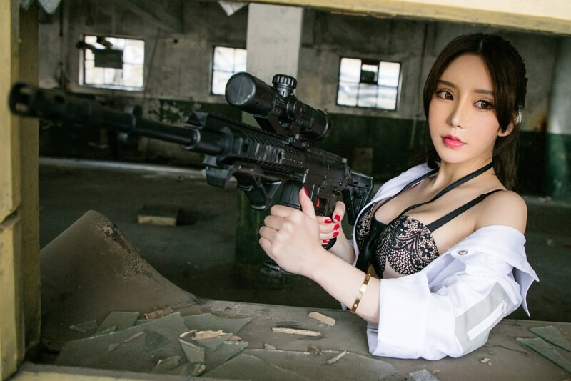 梦幻般的巨乳女神[36P]