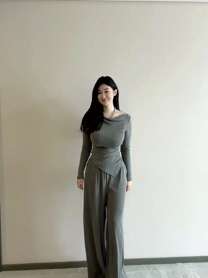 漂亮性感的女孩[26P]