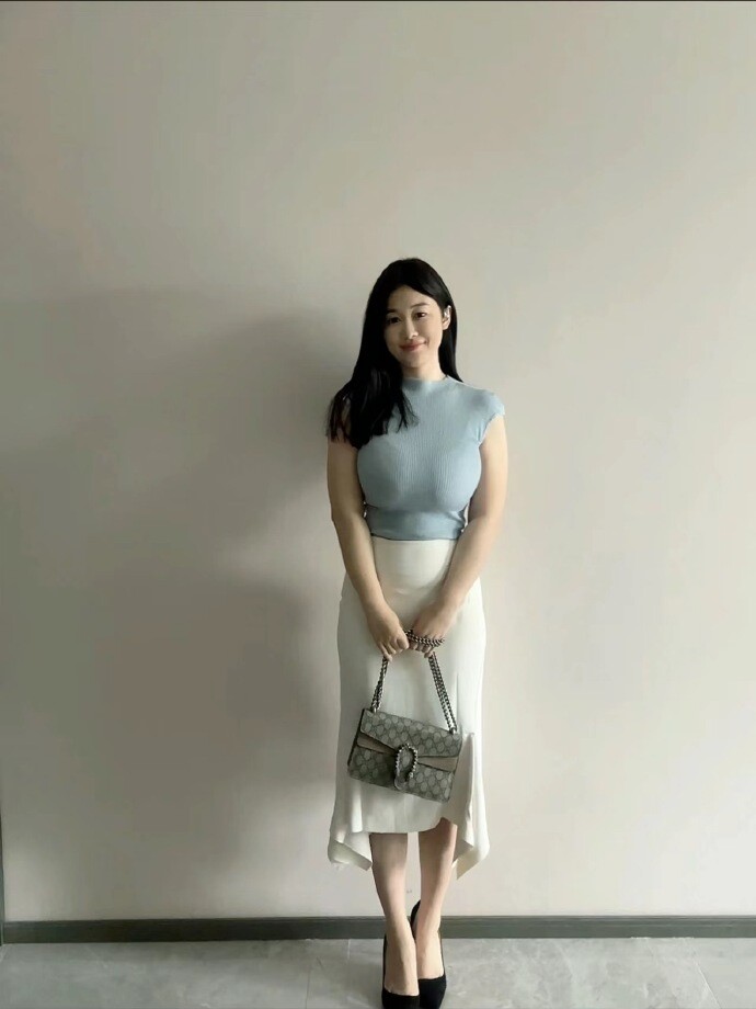 漂亮性感的女孩[26P]