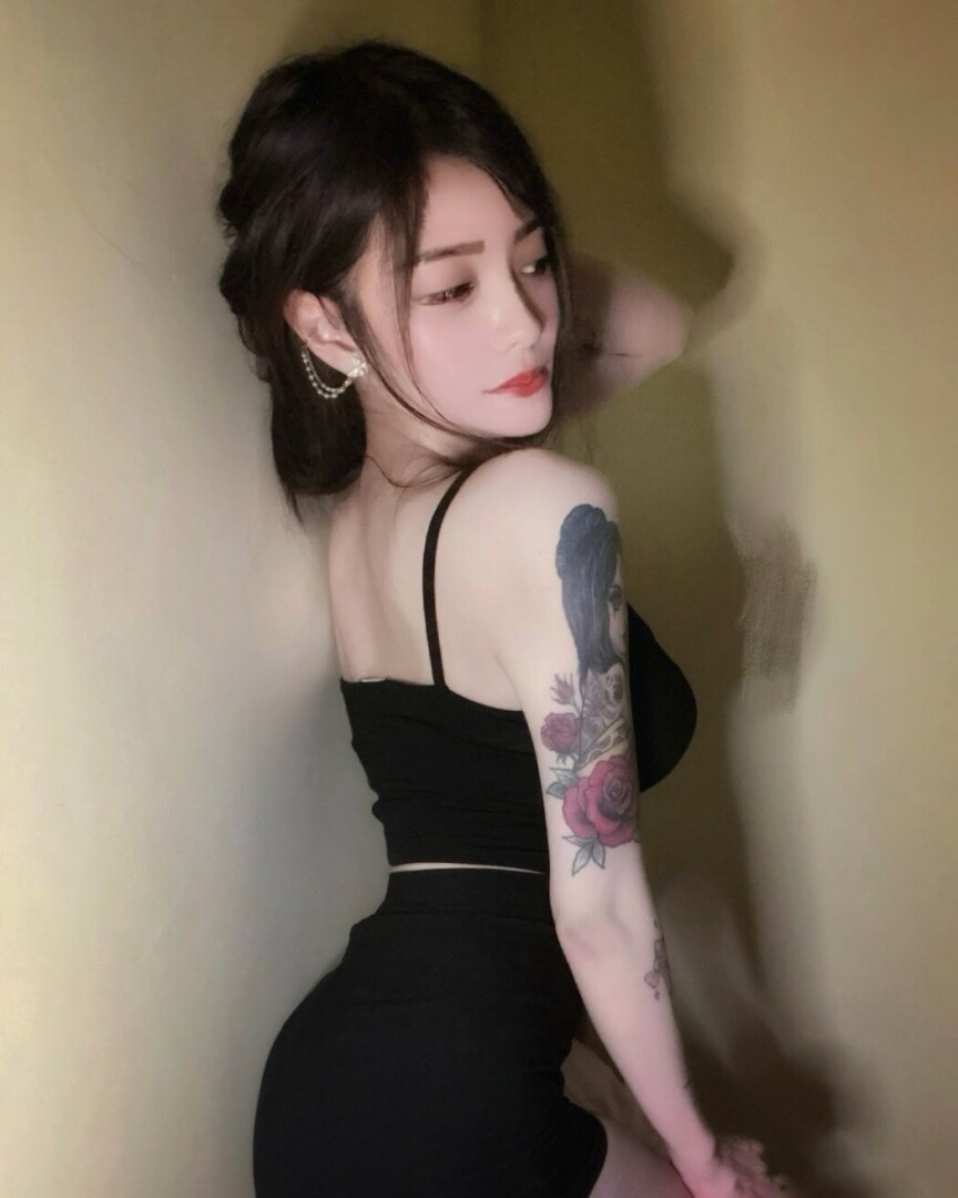 漂亮性感的女孩[26P]