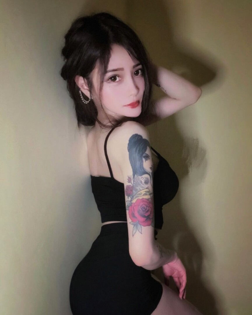 漂亮性感的女孩[26P]