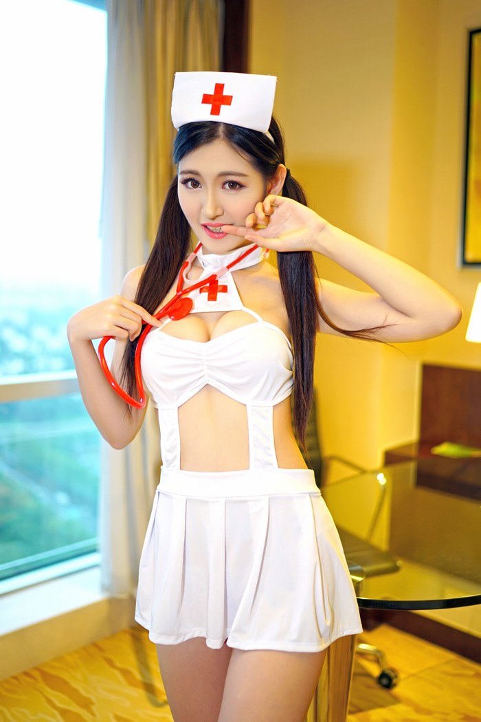 香艳芭比沈梦瑶 美乳美腿热烈妩媚亮瞎你眼球