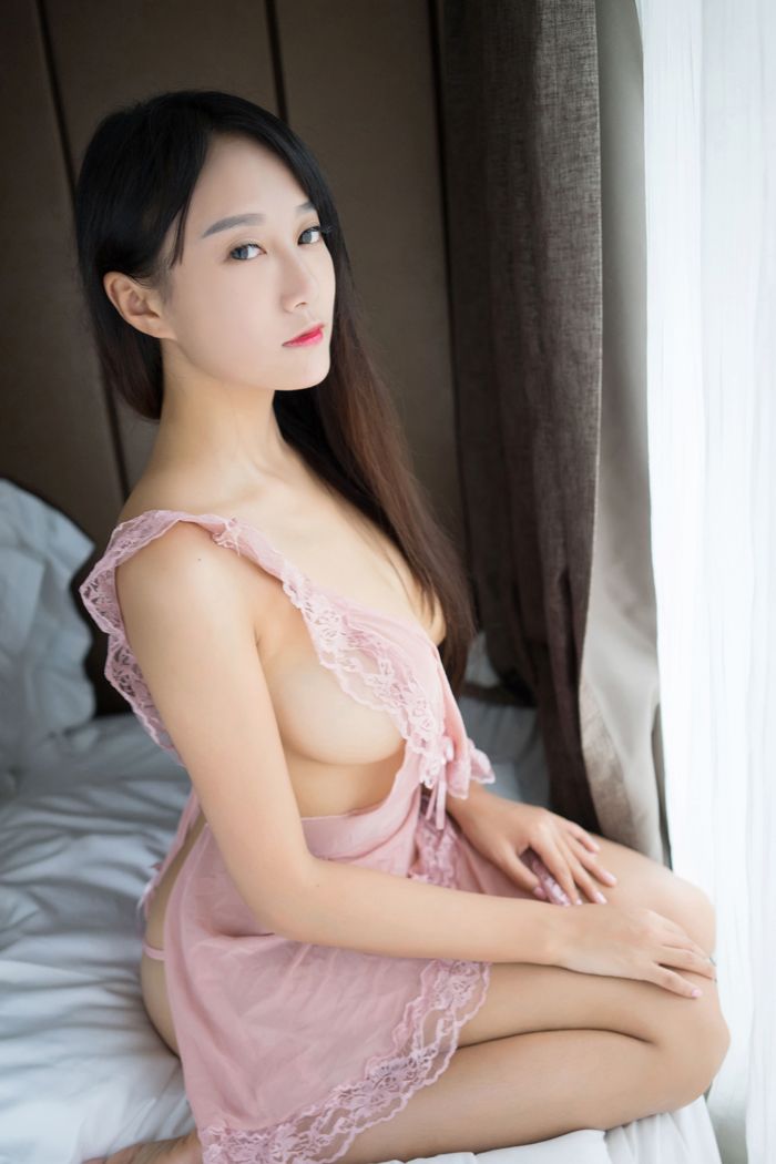 销魂身材猩一真空上阵露诱人美乳强势归来