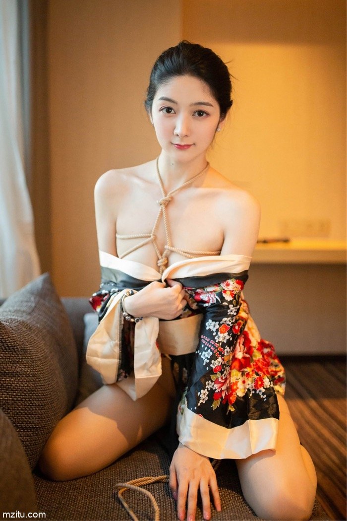 大长腿美女：魅力与风采