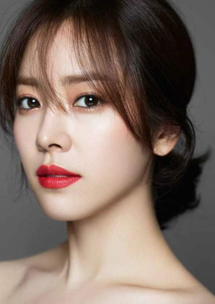 韩国美女:魅力绽放的风景线