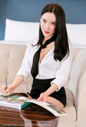 职业秘书装周于希Sandy白衬衣配黑丝袜完美诱惑