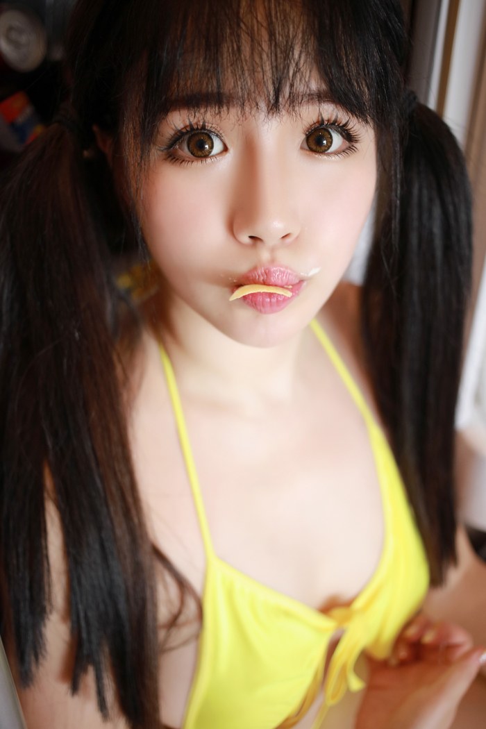 童颜巨乳萌妹徐cake粉妆玉砌可爱迷人