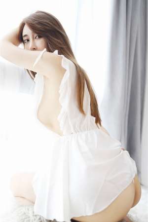 童颜巨乳奈美身材火辣夺目难以抵挡