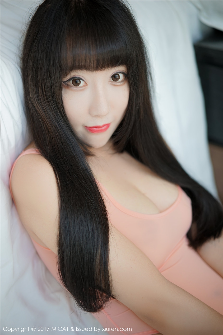 玉乳雪臀美女私房翘臀写真