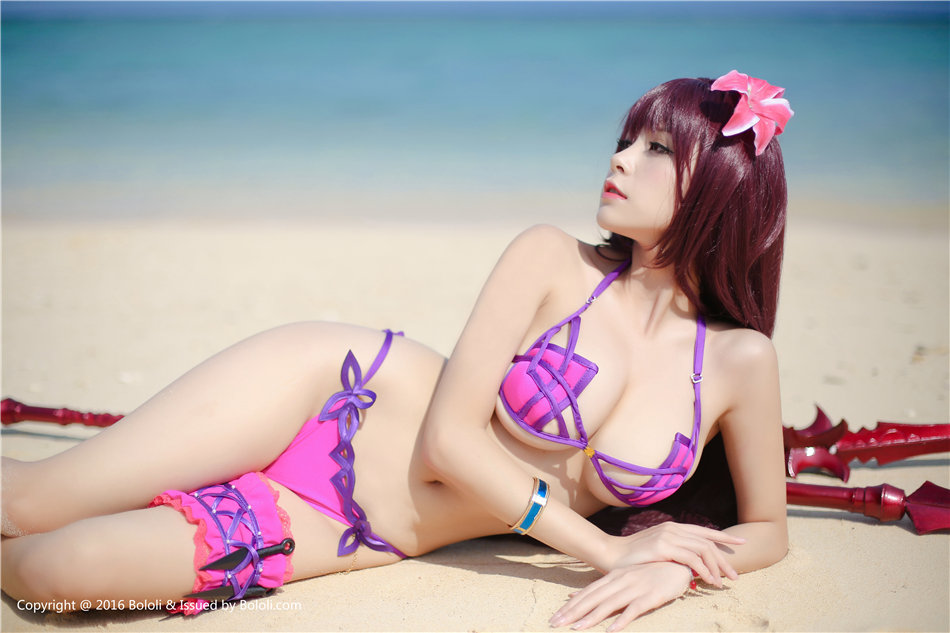 沙滩爆乳萝莉夏美酱cosplay比基尼高清写真图片