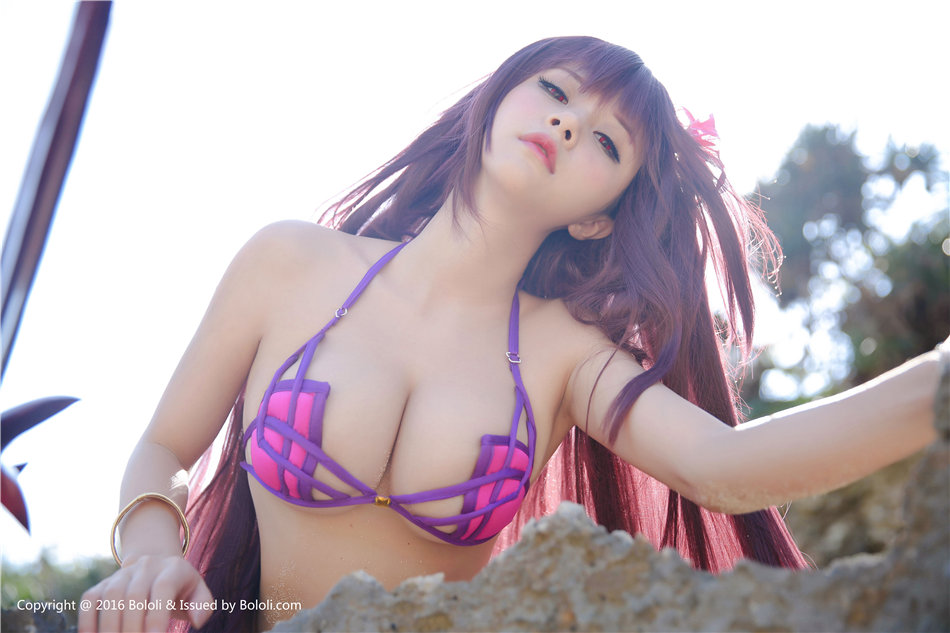 沙滩爆乳萝莉夏美酱cosplay比基尼高清写真图片
