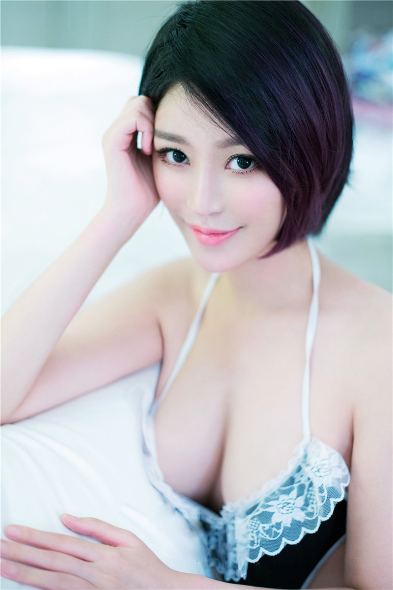 张张让人喷鼻血