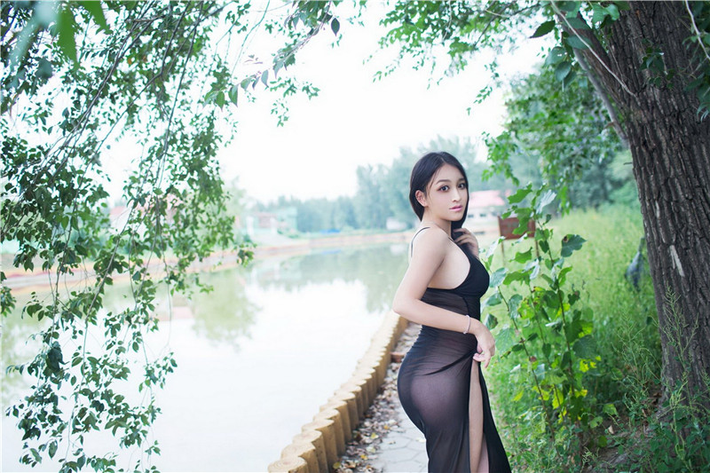 张张让人喷鼻血