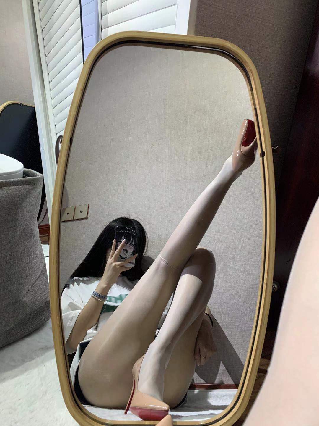 陈佩奇-辣妹日记CL诱惑迷人