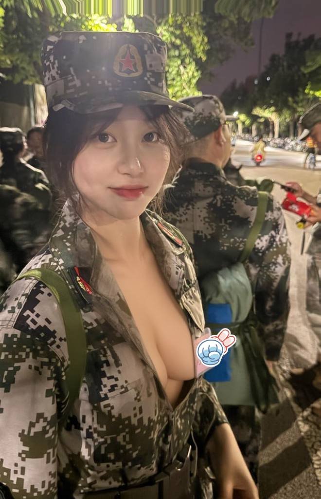 胸部特写镜头