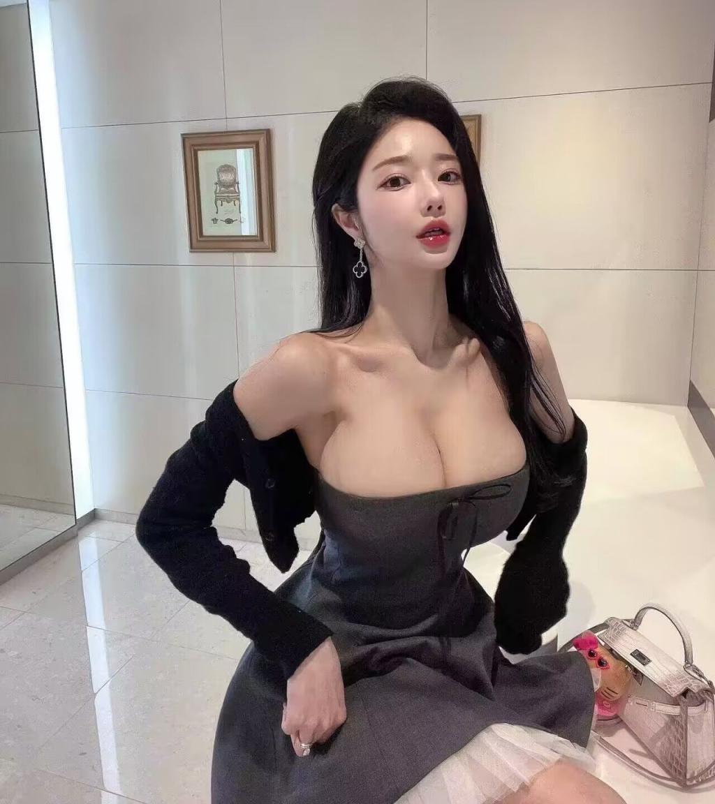 大胸女孩谁能不爱呢