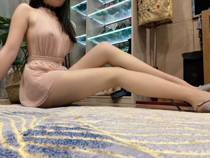 堪称极品的爽滑美腿