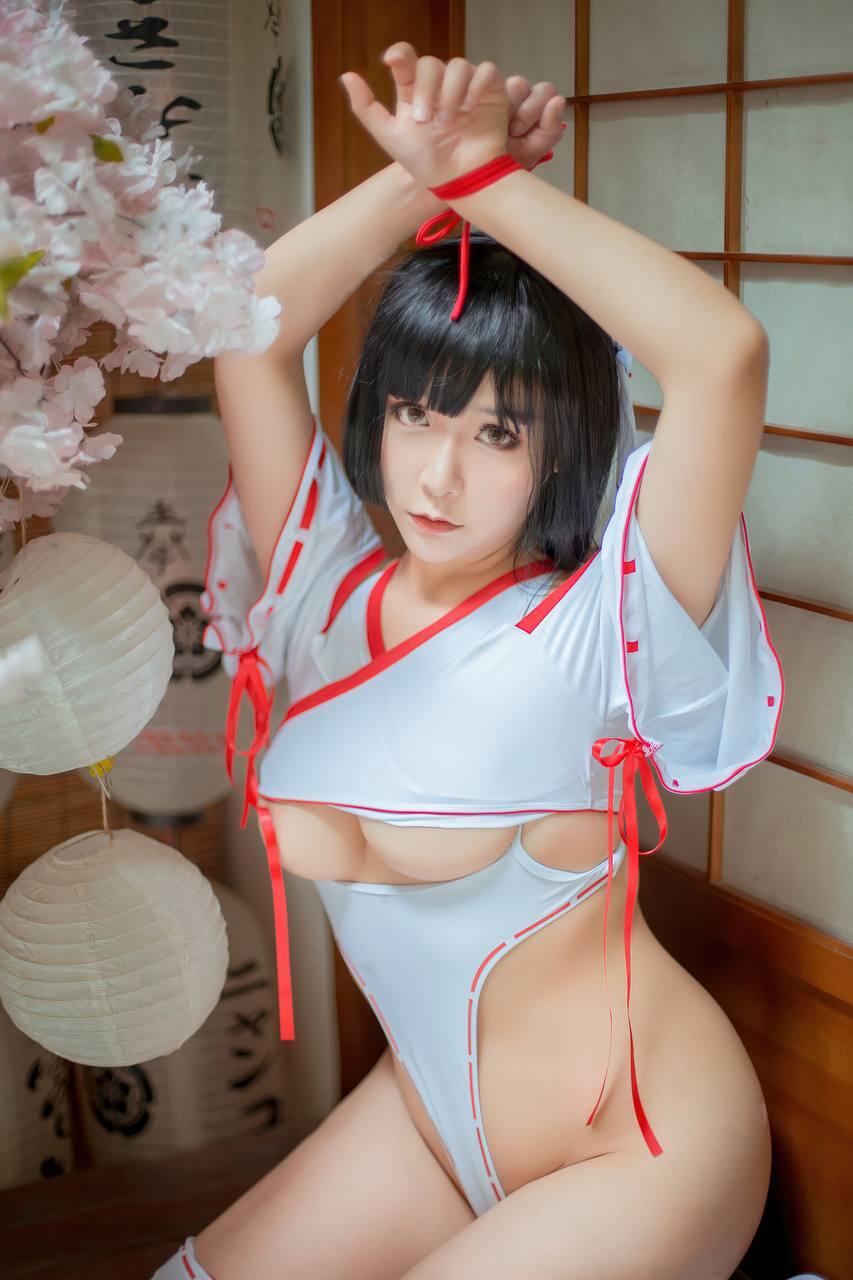 三刀刀巫女[42P]