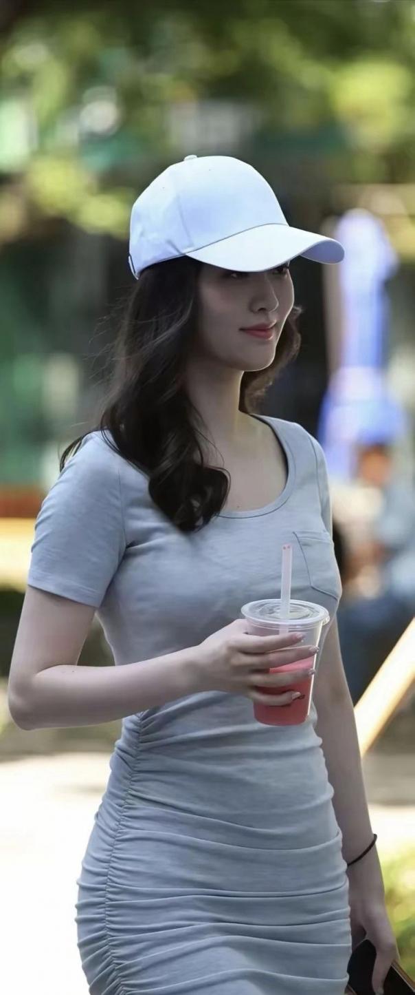 短裙美女[26P]