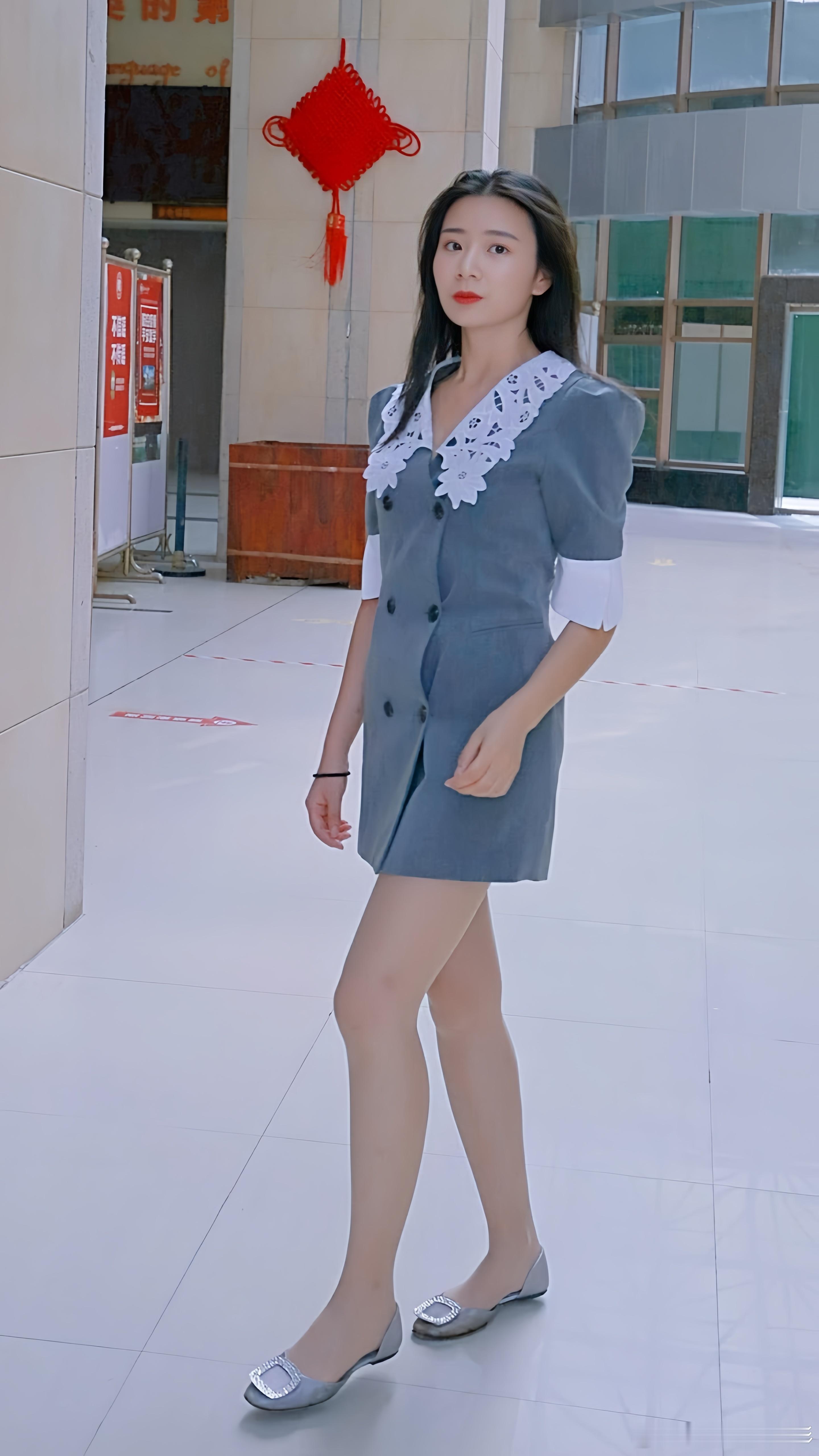 靓女的女人