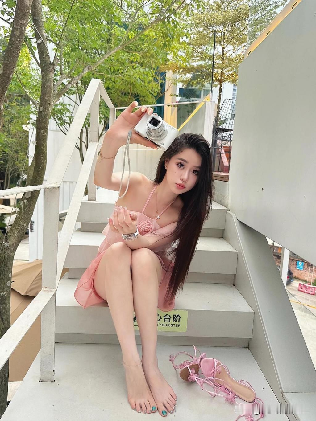 可甜可美的美女