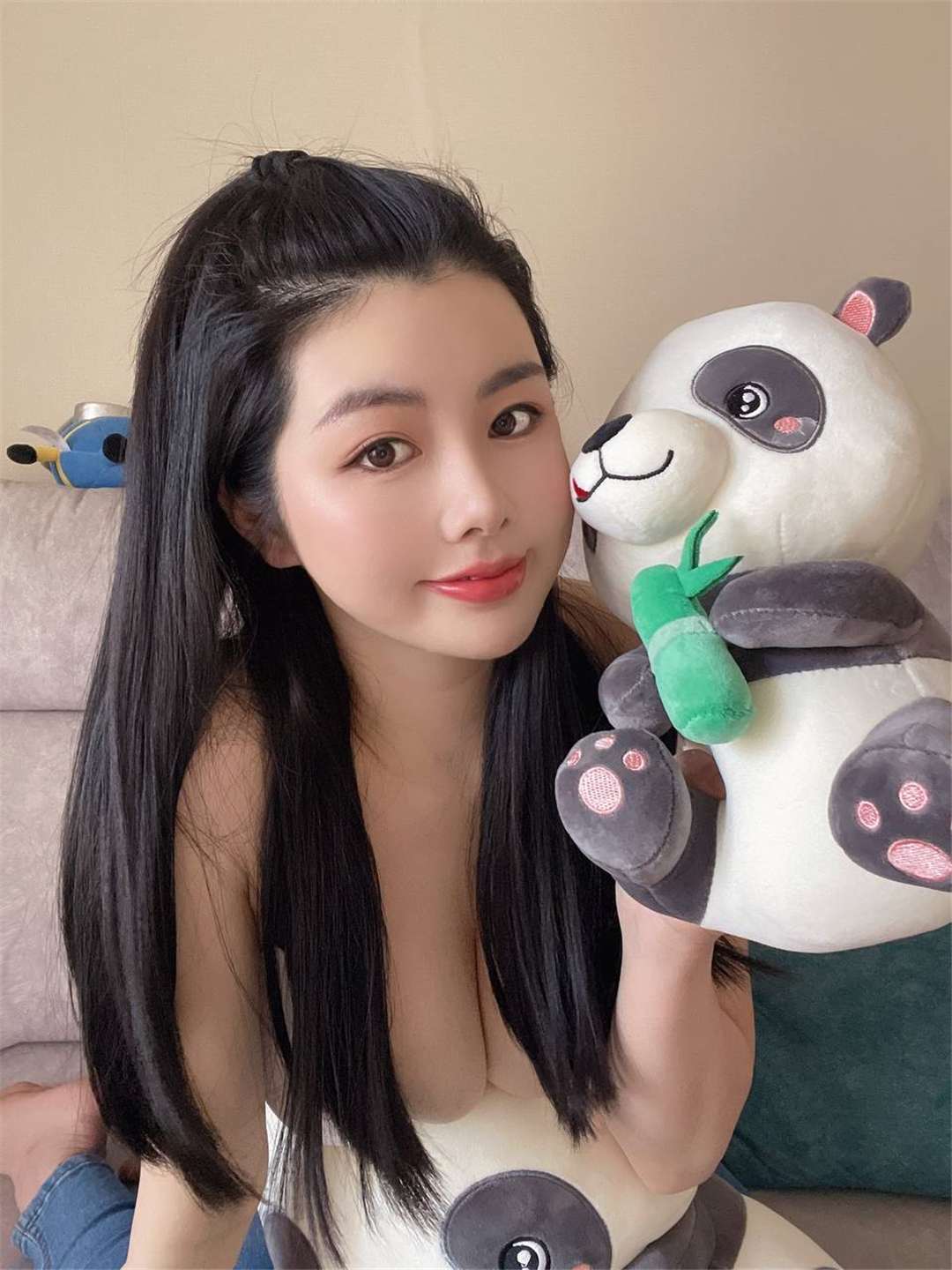 娜露呀诱惑迷人