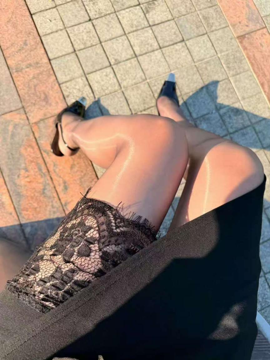 奶很大的美女