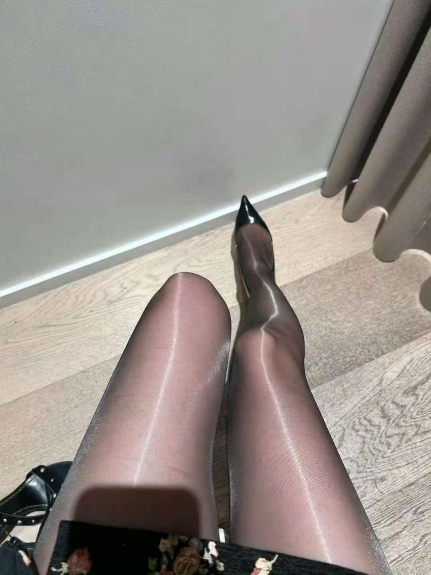 奶很大的美女