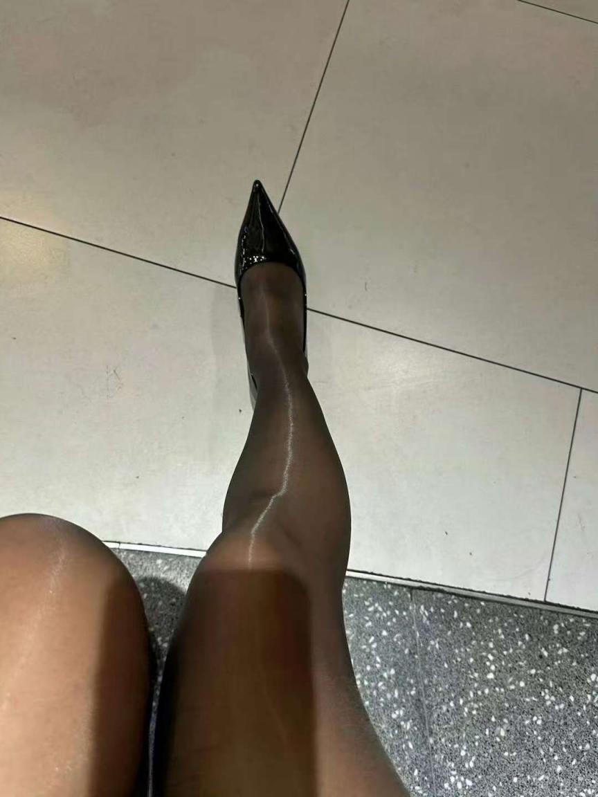 奶很大的美女
