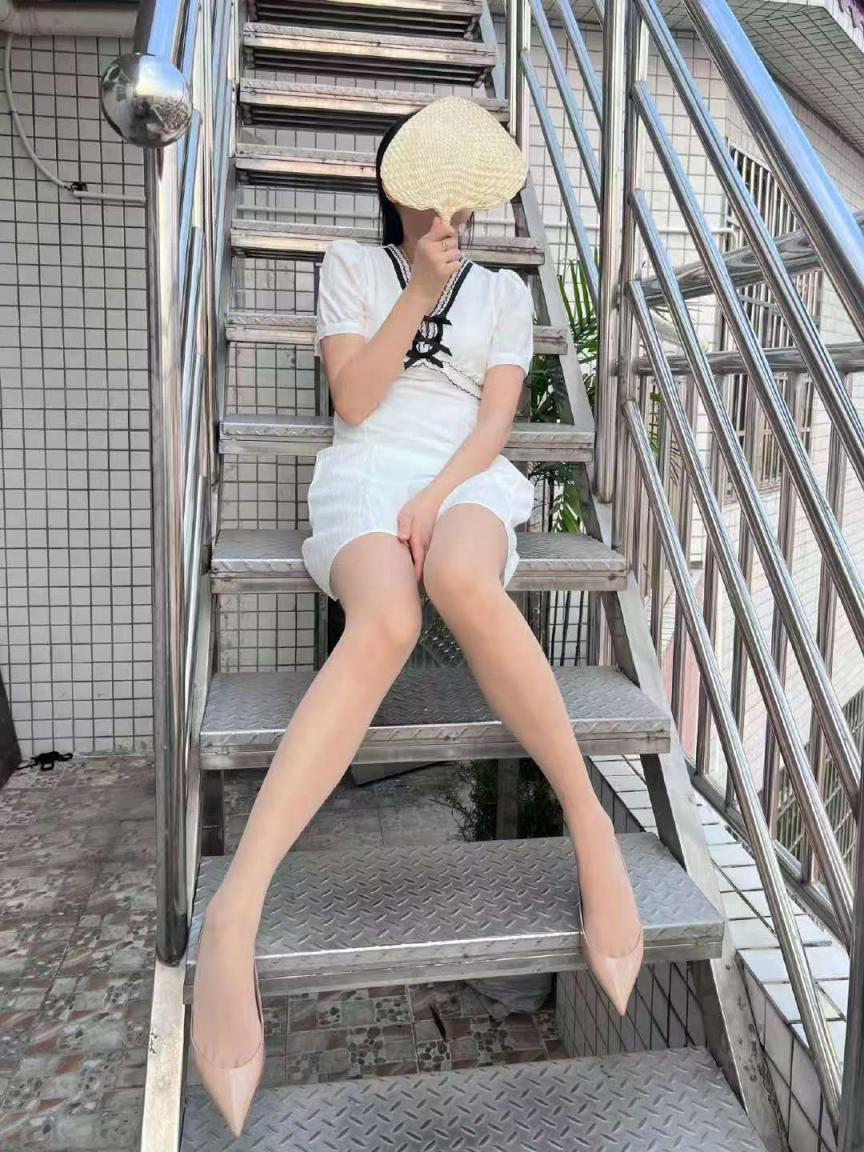 少妇的美腿