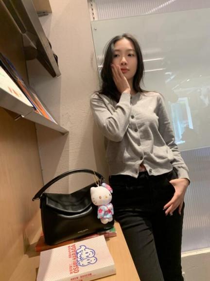 甜美可爱女孩[28P]