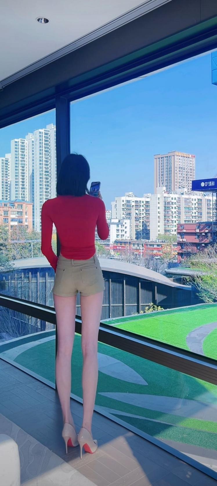 无敌身材完美小翘臀