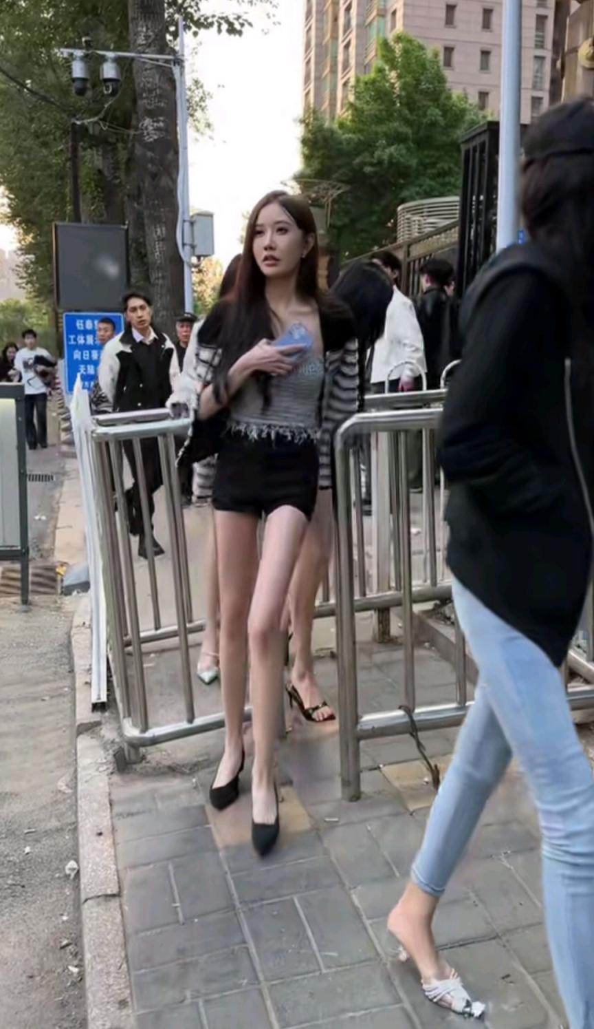 无敌身材完美小翘臀
