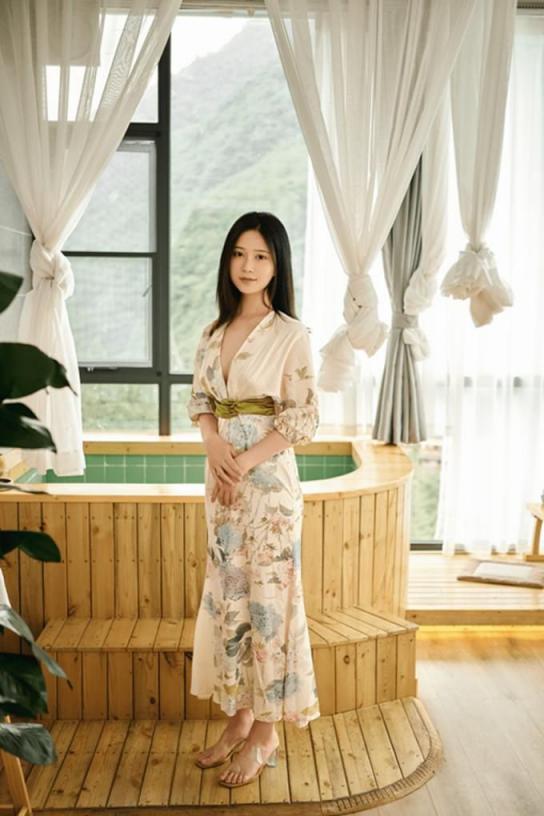端庄美女 [28P]