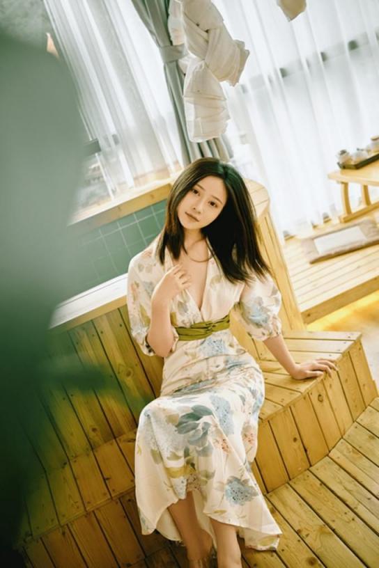 端庄美女 [28P]