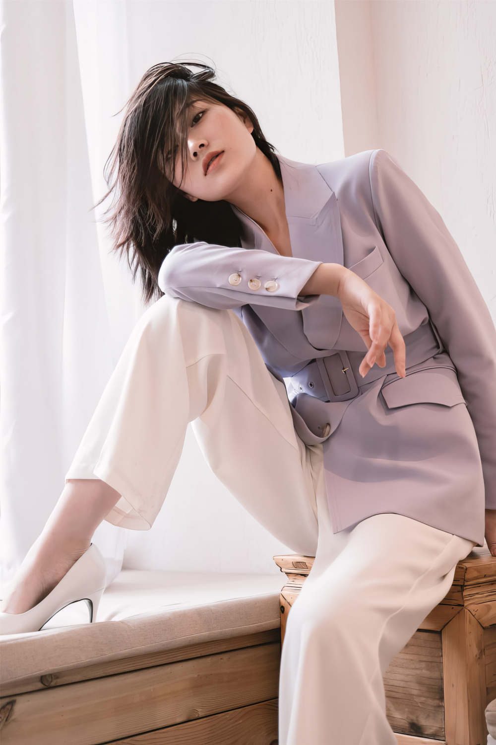 脱掉衣服白嫩完美的奶子方显 36p