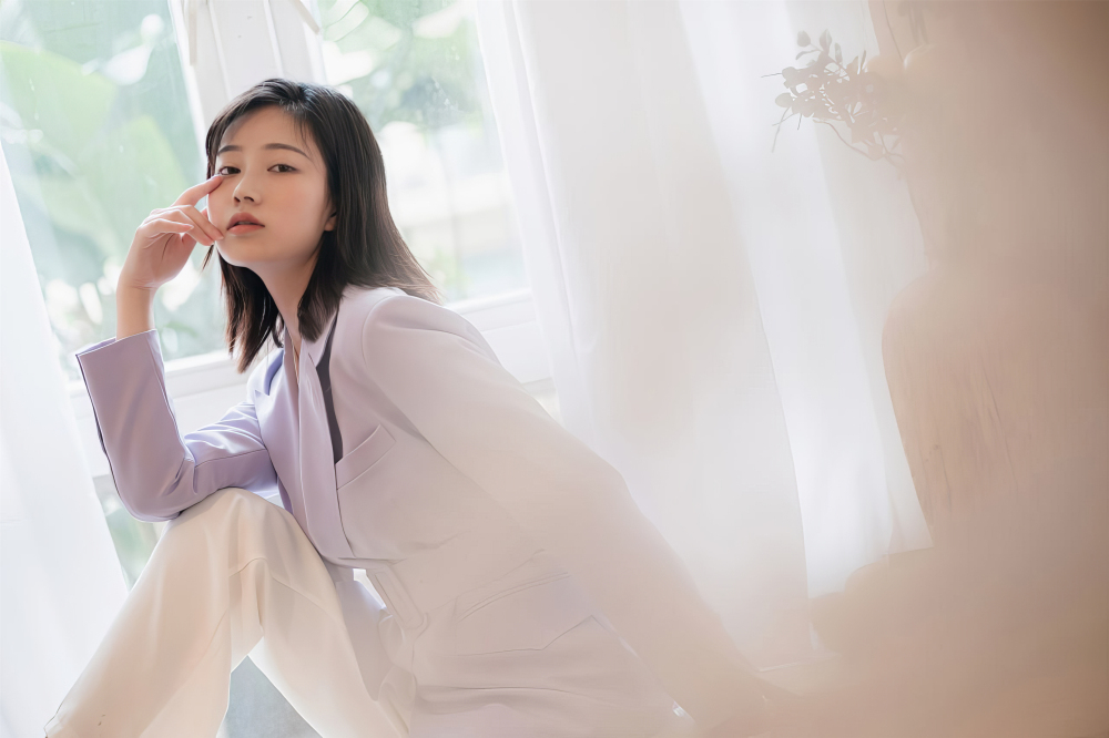 脱掉衣服白嫩完美的奶子方显 36p