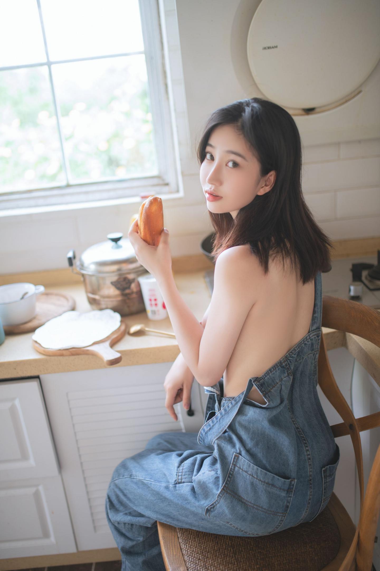 年年-背带裤[30P]