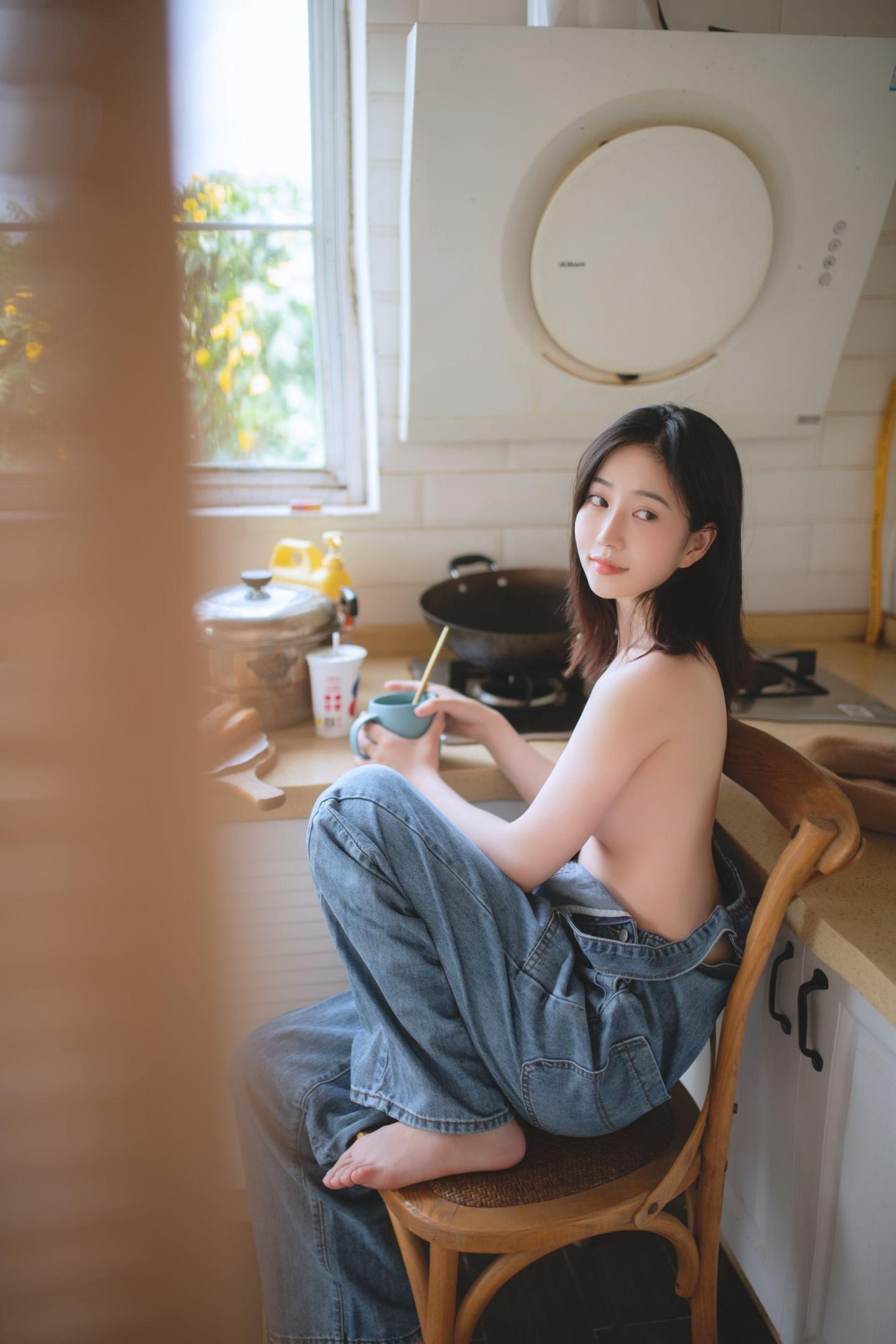 年年-背带裤[30P]
