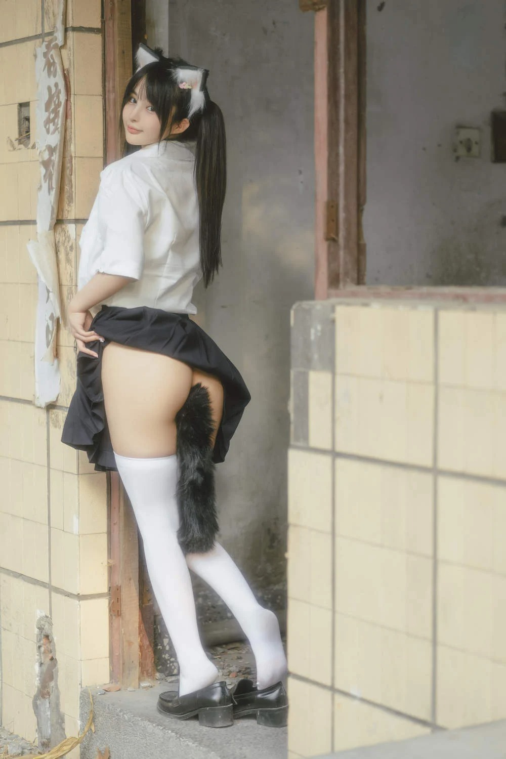 学生装扮的美女 [30P]