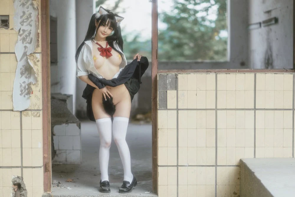 学生装扮的美女 [30P]