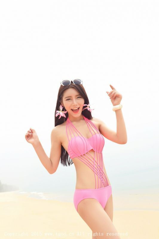 普吉岛旅拍：徐妍馨第二刊性感写真